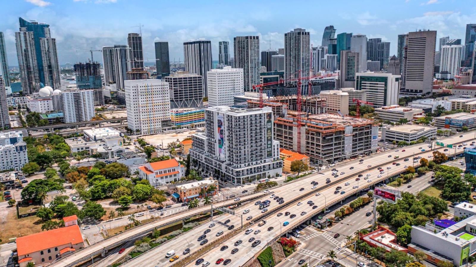 Modern Unit In The Heart Of Downtown Miami With Free Parkingアパートメント エクステリア 写真