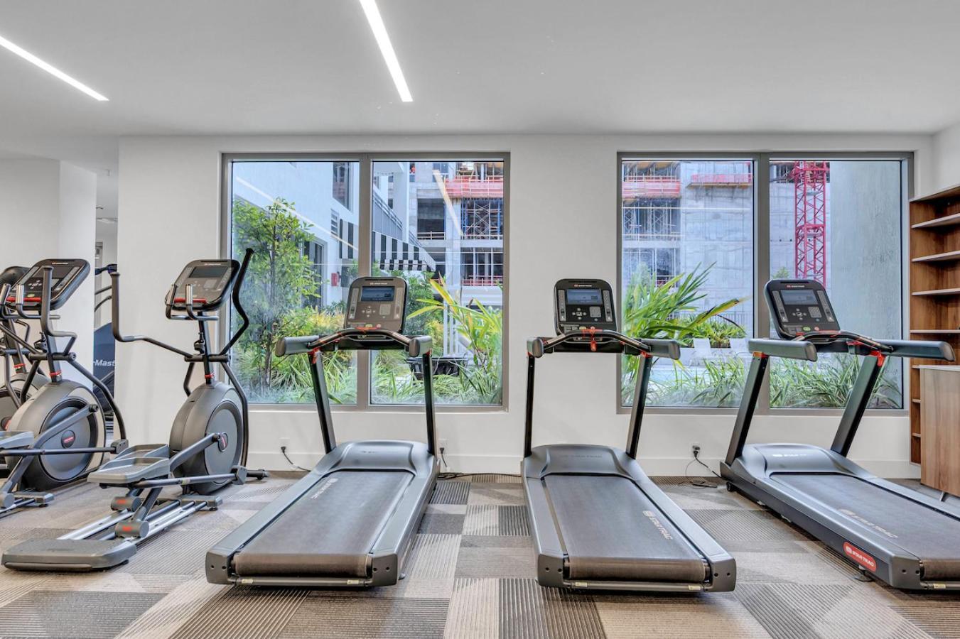 Modern Unit In The Heart Of Downtown Miami With Free Parkingアパートメント エクステリア 写真