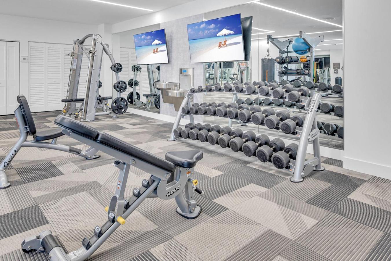 Modern Unit In The Heart Of Downtown Miami With Free Parkingアパートメント エクステリア 写真