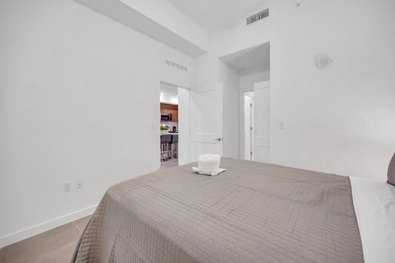 Modern Unit In The Heart Of Downtown Miami With Free Parkingアパートメント エクステリア 写真